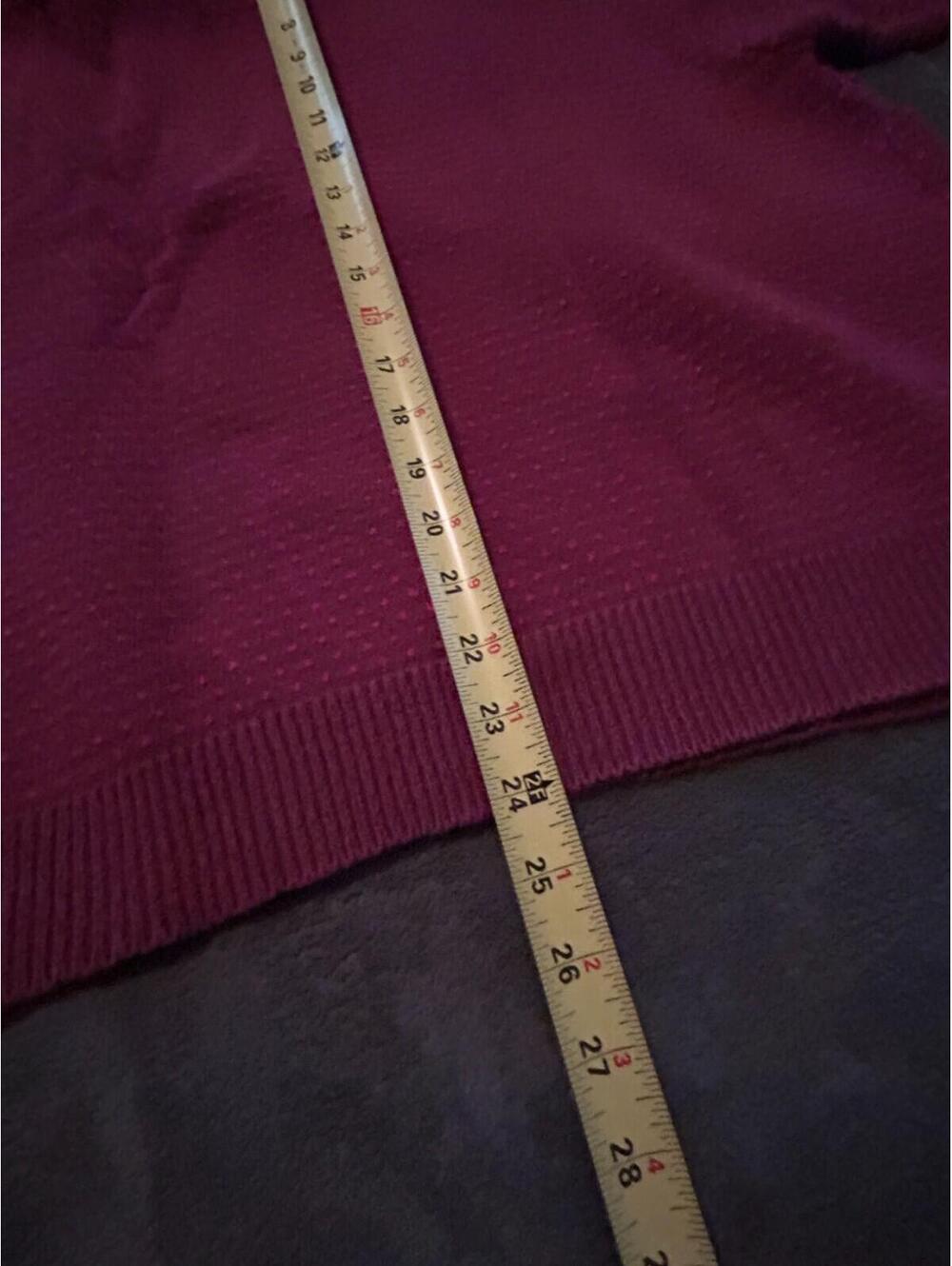 Cranberry Top - Size 1X (36/38)- Pre-owned - Picture 4 of 5